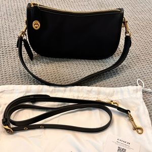 Swinger Bag In Nylon / Black